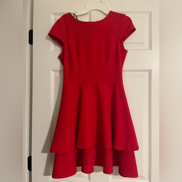 Women’s red dress- size 5/6 - Picture 1 of 2